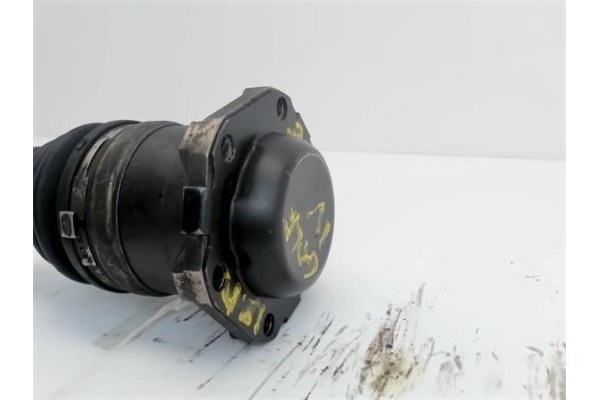 Recambio de palier delantero izquierdo para volkswagen golf iv berlina (1j1) 1.6 16v referencia OEM IAM   