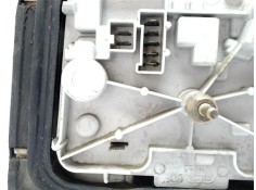 Recambio de piloto trasero derecho para peugeot 205 berlina referencia OEM IAM 635129  