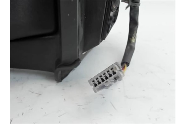 Recambio de retrovisor electrico izquierdo para nissan primera berlina (p11) referencia OEM IAM 963022F401 4009741 