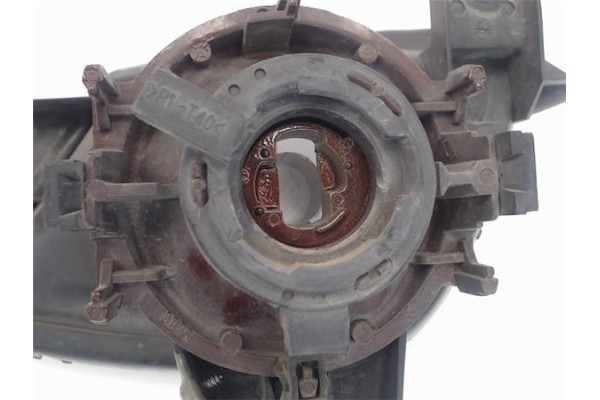 Recambio de faro antiniebla derecho para citroen xsara berlina referencia OEM IAM 67721045 6205R4 