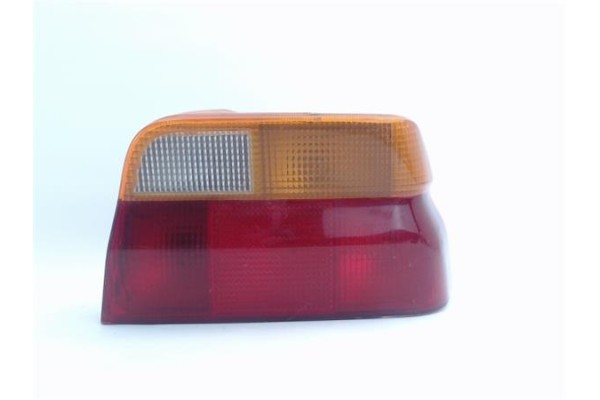 Recambio de piloto trasero derecho para ford escort berl./turnier referencia OEM IAM 1630400  