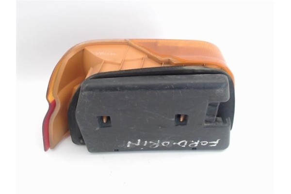 Recambio de piloto trasero derecho para ford escort berl./turnier referencia OEM IAM 1630400  