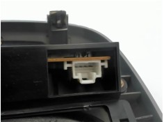 Recambio de luz delantero central techo para kia carens (rs) 2.0 crdi referencia OEM IAM 0K53E55710 K2FA51410B44 