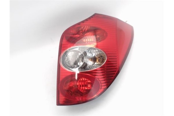 Recambio de piloto trasero derecho para renault laguna ii grandtour (kg0) referencia OEM IAM   