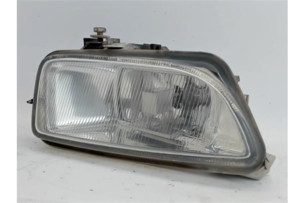 Recambio de faro antiniebla derecho para citroen saxo referencia OEM IAM 9618343480 67720221 
