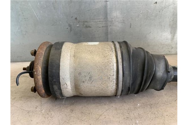 Recambio de amortiguador trasero derecho para land rover discovery 2.7 td referencia OEM IAM RPD000309  