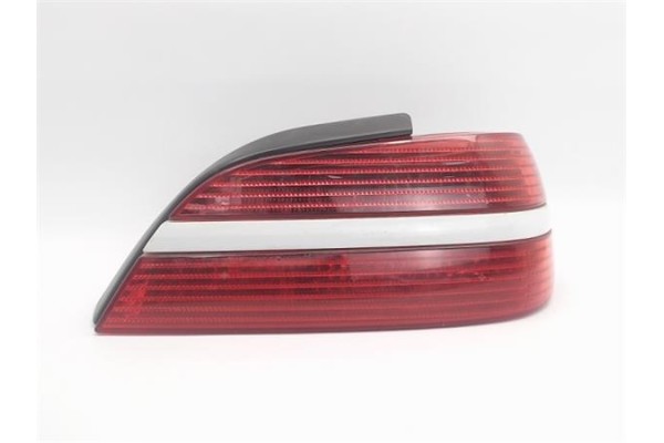 Recambio de piloto trasero derecho para peugeot 406 sin definir referencia OEM IAM 9630364777  