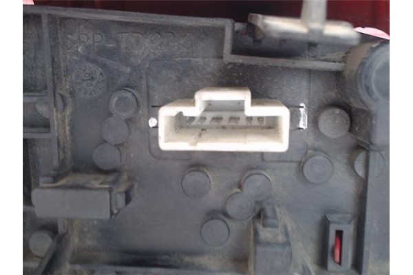 Recambio de piloto trasero derecho para peugeot 406 sin definir referencia OEM IAM 9630364777  