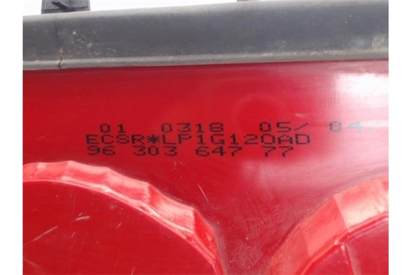 Recambio de piloto trasero derecho para peugeot 406 sin definir referencia OEM IAM 9630364777  