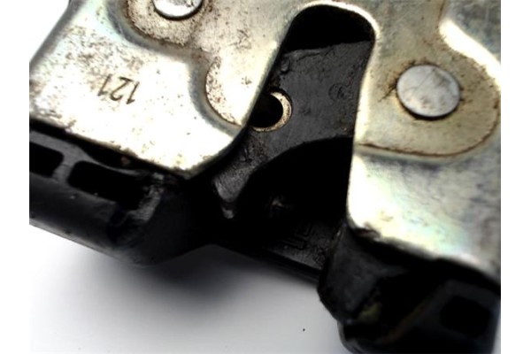 Recambio de cerradura porton para opel zafira a 2.0 dti 16v referencia OEM IAM 90563999  