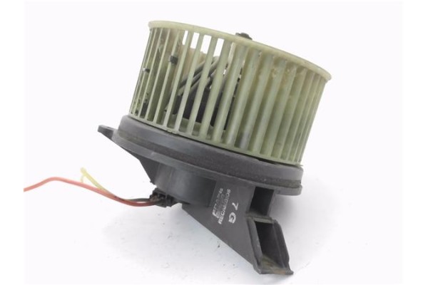 Recambio de motor calefaccion para peugeot 205 xrd 1.8 referencia OEM IAM 644169  