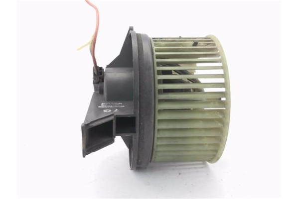 Recambio de motor calefaccion para peugeot 205 xrd 1.8 referencia OEM IAM 644169  