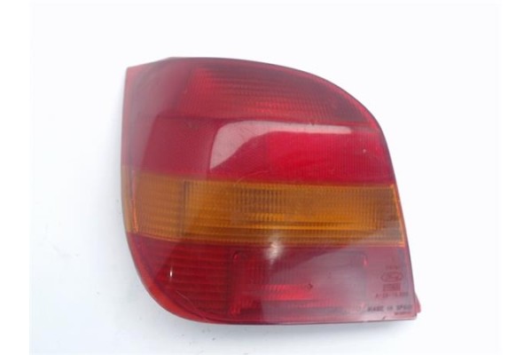 Recambio de piloto trasero izquierdo para ford fiesta berl./courier referencia OEM IAM A2810881  