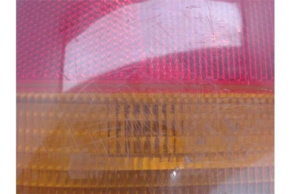 Recambio de piloto trasero izquierdo para ford fiesta berl./courier referencia OEM IAM A2810881  