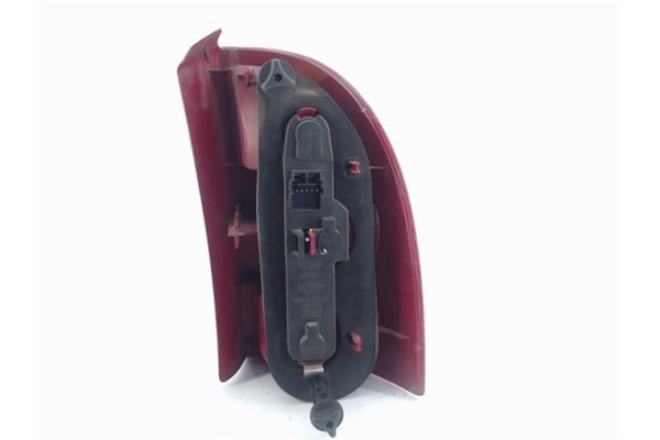 Recambio de piloto trasero izquierdo para renault megane i fase 2 berlina (ba0) referencia OEM IAM 039690999000 39690751 