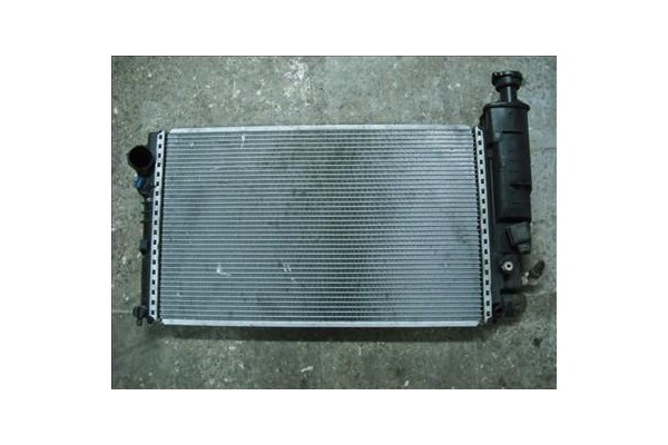 Recambio de radiador para peugeot 406 berlina (s1/s2) 1.9 d referencia OEM IAM    Recambio de radiador para peugeot 406 berlina (s1/s2) 1.9 d referencia OEM IAM