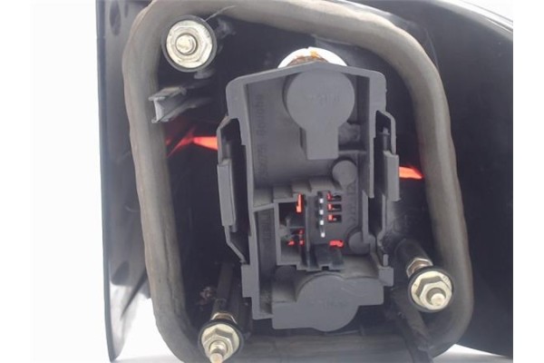 Recambio de piloto trasero izquierdo para renault megane i berl./ berl. con portón (ba0) referencia OEM IAM 7700838530  