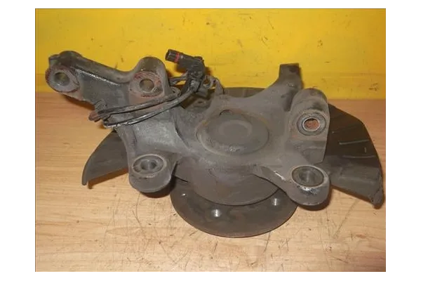 Recambio de mangueta delantero izquierda para mercedes-benz vito / mixto furgón (w639) 120 cdi referencia OEM IAM A6393301232  