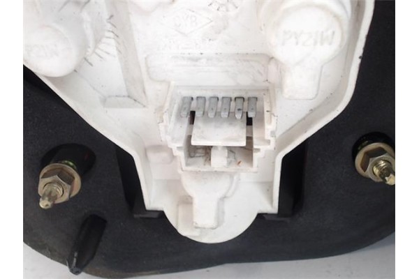 Recambio de piloto trasero izquierdo para renault megane ii coupe/cabrio referencia OEM IAM   