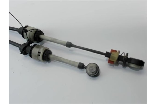 Recambio de cable derecho mando cambio vel. para opel movano b furgón/combi 2.3 combi l1h1 3,0t referencia OEM IAM 4406259 20027