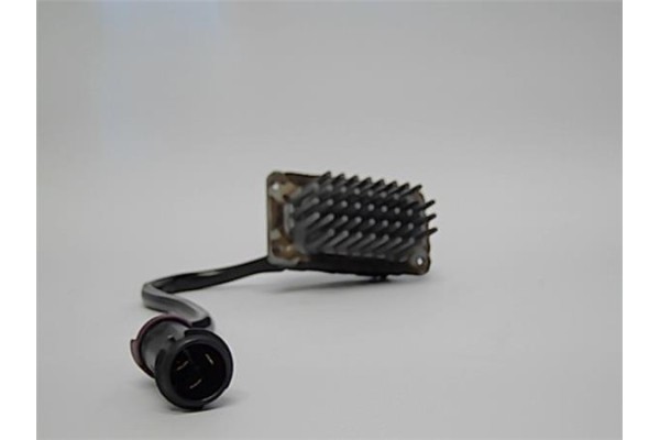 Recambio de regulador ventilador climatizacion para audi a6 berlina (c4) 2.6 referencia OEM IAM 4A0820521A  