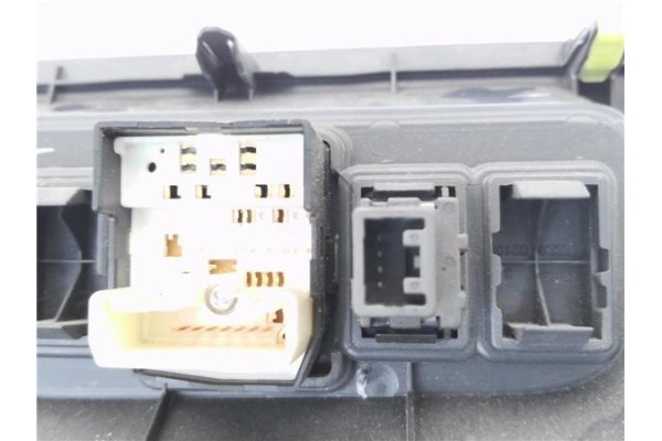 Recambio de mando retrovisor electrico para toyota auris (e15) 2.0 d-4d referencia OEM IAM 5554502010  