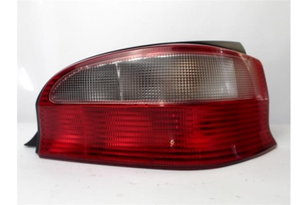 Recambio de piloto trasero derecho para citroen saxo 1.5 d sx referencia OEM IAM 9636331780 89003434 