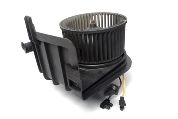 Recambio de motor calefaccion para volkswagen golf iii berlina (1h1) 2.0 referencia OEM IAM 1H1819021 3137020021 