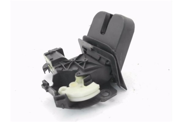 Recambio de cerradura porton para audi a6 avant (4f5) 2.0 tdi referencia OEM IAM 8P4827505C  