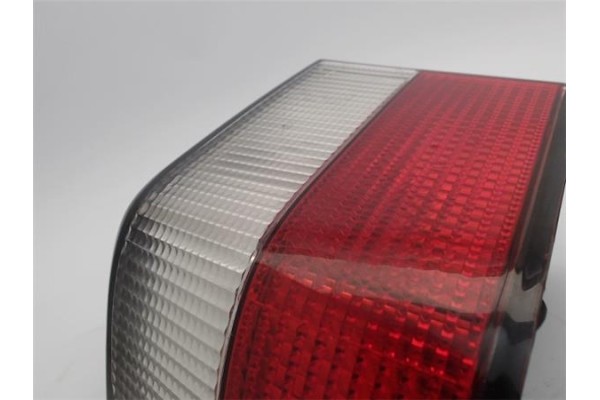 Recambio de piloto trasero izquierdo para citroen xantia berlina referencia OEM IAM   