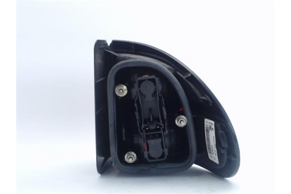 Recambio de piloto trasero izquierdo para renault laguna (b56) referencia OEM IAM  67732970 