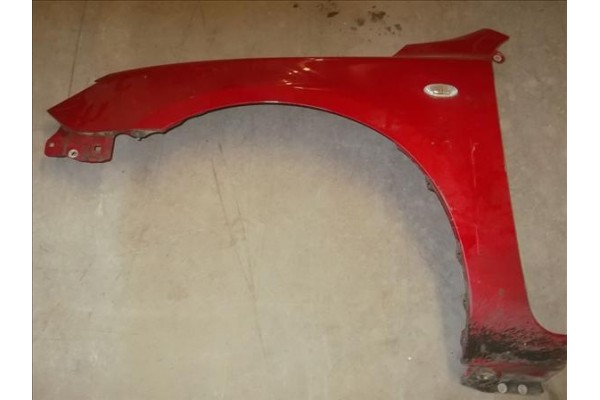 Recambio de aleta delantero izquierda para mazda 3 berlina (bk) 1.6 referencia OEM IAM   