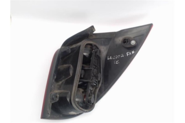 Recambio de piloto trasero izquierdo para renault laguna ii grandtour (kg0) referencia OEM IAM   