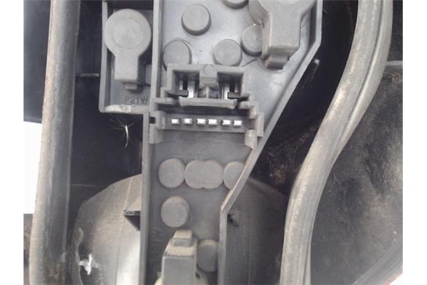 Recambio de piloto trasero izquierdo para renault laguna ii grandtour (kg0) referencia OEM IAM   