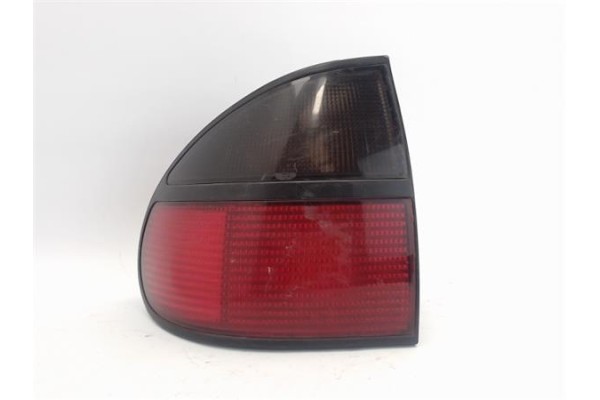 Recambio de piloto trasero izquierdo para renault laguna (b56) referencia OEM IAM   