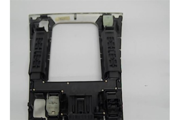 Recambio de embellecedor consola central para mercedes-benz clase e (bm 210) berlina e 320 cdi (210.026) referencia OEM IAM A210