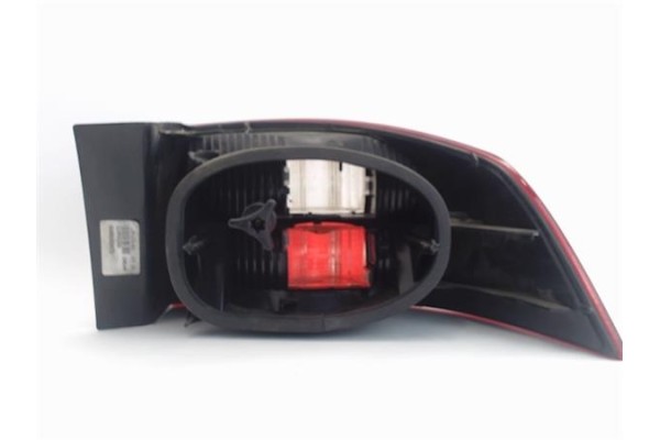 Recambio de piloto trasero izquierdo para renault laguna ii (bg0) referencia OEM IAM 8200002473 2345 8200002472 , RENAULT | 8799