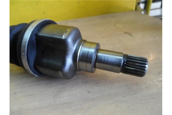 Recambio de palier delantero izquierdo para citroen c3 1.4 hdi referencia OEM IAM 3272ET 9650624260 