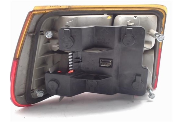 Recambio de piloto trasero derecho para opel astra f berlina referencia OEM IAM 1223148  