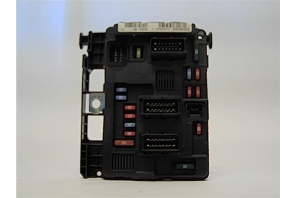 Recambio de caja fusibles/rele para peugeot partner combispace (5f) 2.0 hdi referencia OEM IAM 9650618580  