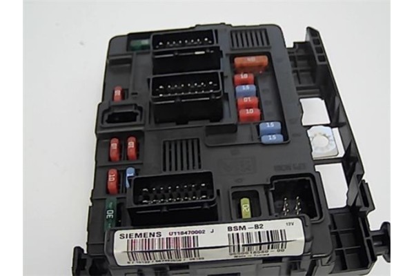 Recambio de caja fusibles/rele para peugeot partner combispace (5f) 2.0 hdi referencia OEM IAM 9650618580  