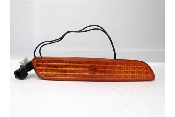 Recambio de intermitente delantero dcho para volvo s40 berlina 1.9 di referencia OEM IAM 30896799  30621937 , VOLVO