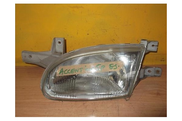 Recambio de faro delantero izquierdo para hyundai accent (x3) 1.3 referencia OEM IAM 9210125010  