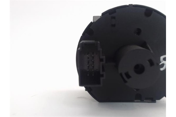 Recambio de mando de luces para volkswagen golf vii berlina referencia OEM IAM 5G0941431BD  