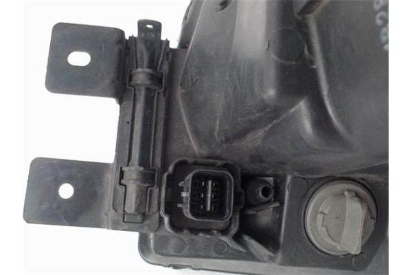 Recambio de faro delantero dcho para kia sportage (km) 2.0 crdi referencia OEM IAM 921021F011  