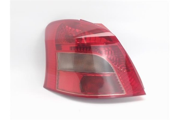 Recambio de piloto trasero izquierdo para toyota yaris (ksp9/scp9/nlp9) referencia OEM IAM   