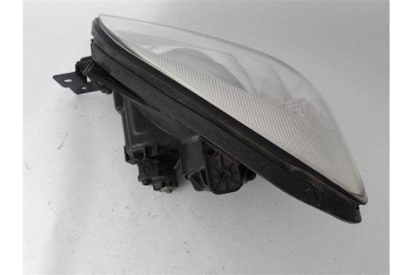 Recambio de faro delantero dcho para kia sportage (km) 2.0 crdi referencia OEM IAM 921021F011  