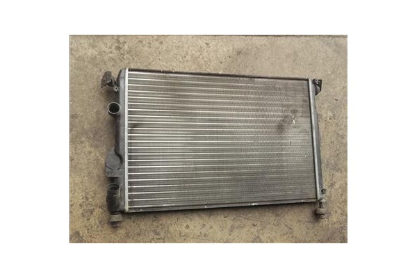 Recambio de radiador para renault megane i (ba0/1_) 1.6 16v (ba11, ba04, ba0b, ba1j) referencia OEM IAM    Recambio de radiador para renault megane i (ba0/1_) 1.6 16v (ba11, ba04, ba0b, ba1j) referencia OEM IAM