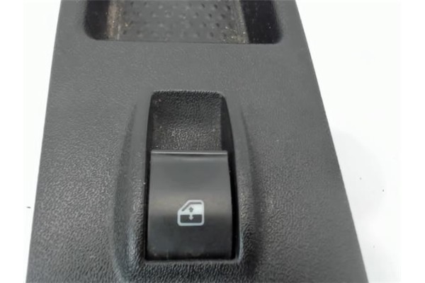 Recambio de mando elevalunas delantero derecho para fiat punto / grande punto (199) 1.4 16v referencia OEM IAM 735380450 610428 