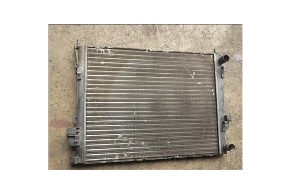 Recambio de radiador para renault trafic ii furgón (fl) 1.9 dci 100 (fl0c) referencia OEM IAM    Recambio de radiador para renault trafic ii furgón (fl) 1.9 dci 100 (fl0c) referencia OEM IAM